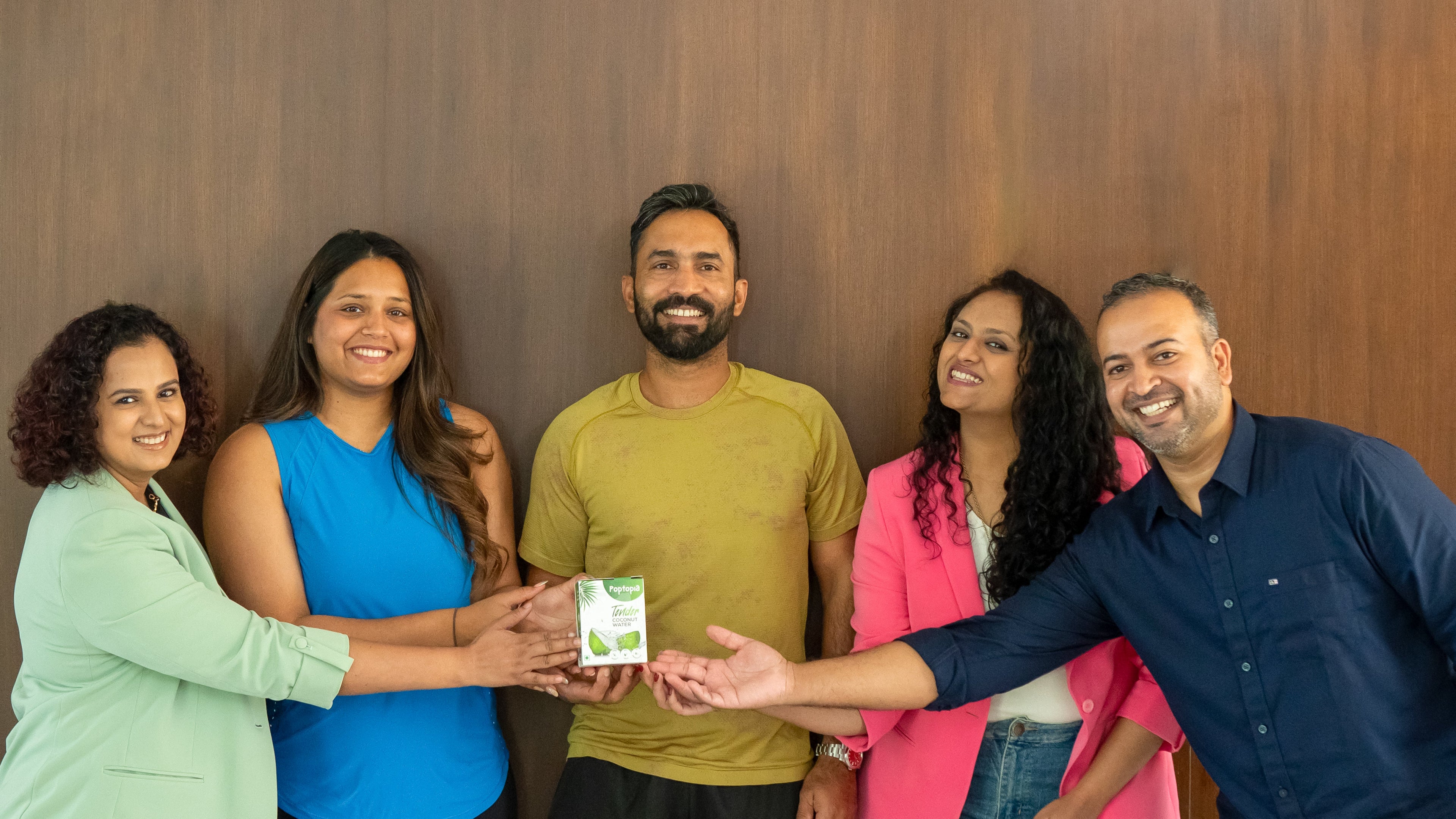 From Left - Founder-Dhwani Keen, brand ambassador- Dipika Pallikal Karthik, brand ambassador - Dinesh Karthik, Founder - Deepa Keen, Founder - Rameez Baig